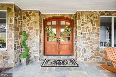 12900 Quail Run Court, Darnestown, MD 20878 - Photo 3