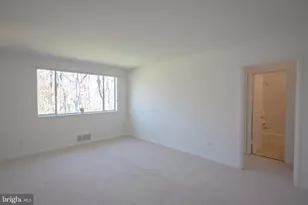 10500 Montrose Ave, Bethesda, MD 20814 - Photo 15