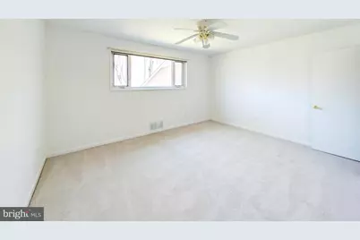 10500 Montrose Avenue #10500, Bethesda, MD 20814 - Photo 7