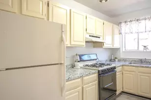 10500 Montrose Ave, Bethesda, MD 20814 - Photo 11