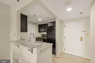 4808 Moorland Ln, Bethesda, MD 20814 - Photo 13