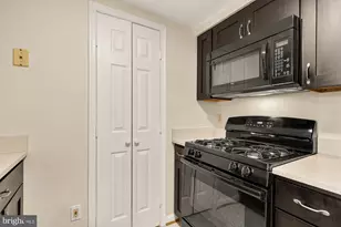 4808 Moorland Ln, Bethesda, MD 20814 - Photo 9
