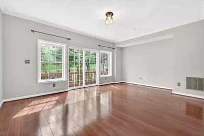18733 Falling River Drive, Gaithersburg, MD 20879 - Photo 9