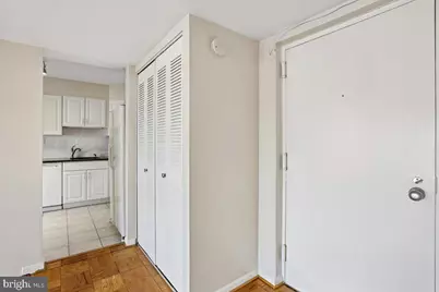 9900 Georgia Avenue #27-613, Silver Spring, MD 20902 - Photo 5