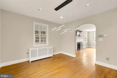 4809 Wellington Drive, Chevy Chase, MD 20815 - Photo 7