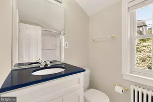 4809 Wellington Dr, Chevy Chase, MD 20815 - Photo 37