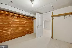 9814 Gartrell Pl, Kensington, MD 20895 - Photo 27