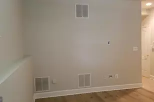 523 Pelican Ave, Gaithersburg, MD 20877 - Photo 29