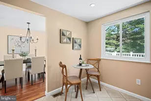 19517 Laguna Dr, Gaithersburg, MD 20879 - Photo 9