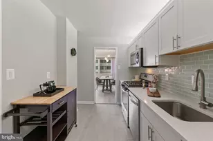 4515 Willard Ave, Chevy Chase, MD 20815 - Photo 13