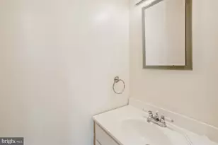 11817 Charen Ln, Potomac, MD 20854 - Photo 67