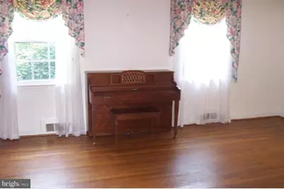 9405 Locust Hill Road, Bethesda, MD 20814 - Photo 13