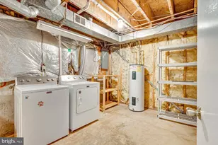 33 Lake Park Ct, Germantown, MD 20874 - Photo 29