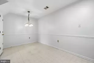 13860 Crosstie Dr, Germantown, MD 20874 - Photo 15