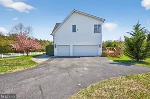 13904 Carlson Farm Dr, Germantown, MD 20874 - Photo 27