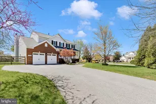 19010 Wootton Ave, Poolesville, MD 20837 - Photo 37