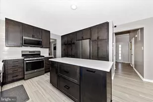 19010 Wootton Ave, Poolesville, MD 20837 - Photo 11