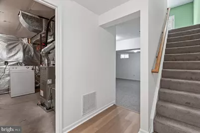 20540 Lowfield Drive, Germantown, MD 20874 - Photo 37