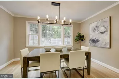 5709 Rockmere Drive, Bethesda, MD 20816 - Photo 9