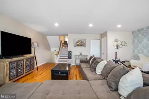 19720 Greenside Terrace, Montgomery Village, MD 20886 - Photo 9