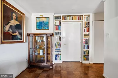 4620 N Park Avenue #1205 E, Chevy Chase, MD 20815 - Photo 5