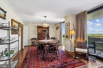 4620 N Park Avenue #1205 E, Chevy Chase, MD 20815 - Photo 9