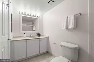 10101 Grosvenor Pl, Rockville, MD 20852 - Photo 31