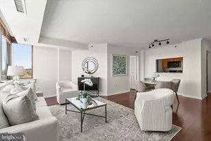 10101 Grosvenor Pl, Rockville, MD 20852 - Photo 15