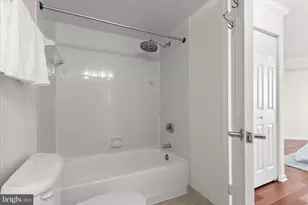 10101 Grosvenor Pl, Rockville, MD 20852 - Photo 33