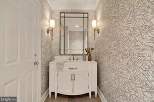 8509 Country Club Dr, Bethesda, MD 20817 - Photo 21