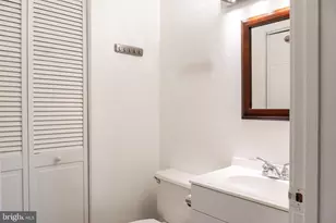 9804 Hellingly Pl, Montgomery Village, MD 20886 - Photo 11