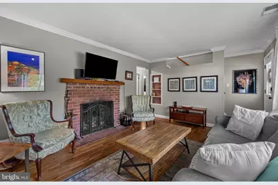 1001 Robin Road, Silver Spring, MD 20901 - Photo 3