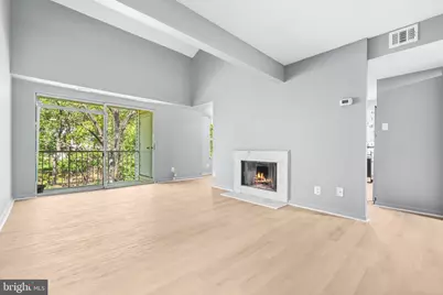 3 Pickering Court #202, Germantown, MD 20874 - Photo 3