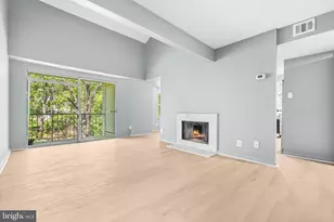 3 Pickering Ct, Germantown, MD 20874 - Photo 3