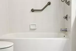 10101 Grosvenor Pl, North Bethesda, MD 20852 - Photo 9