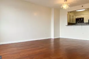 10101 Grosvenor Pl, North Bethesda, MD 20852 - Photo 5