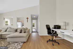 25909 Ridge Manor Dr, Damascus, MD 20872 - Photo 13