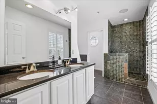 4557 Fairfield Dr, Bethesda, MD 20814 - Photo 21