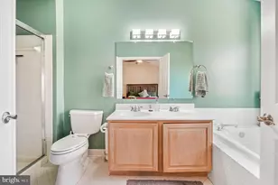 11230 Watermill Ln, Silver Spring, MD 20902 - Photo 19