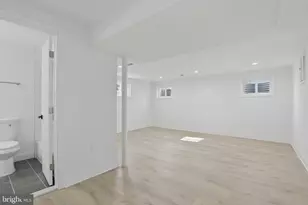 311 Ellsworth Dr, Silver Spring, MD 20910 - Photo 43