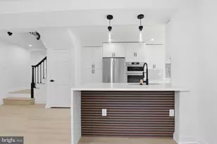 311 Ellsworth Dr, Silver Spring, MD 20910 - Photo 11