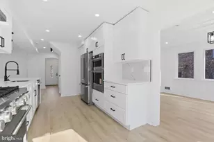 311 Ellsworth Dr, Silver Spring, MD 20910 - Photo 17