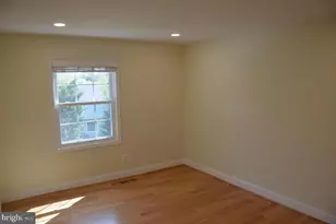 9012 Paddock Ln, Rockville, MD 20854 - Photo 45