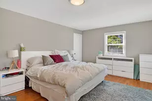 7215 Rollingwood Dr, Chevy Chase, MD 20815 - Photo 13