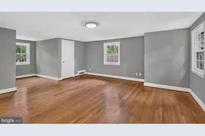 7215 Rollingwood Drive, Chevy Chase, MD 20815 - Photo 21