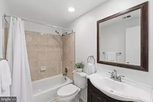 5 Infield Ct S, Potomac, MD 20854 - Photo 17