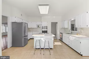 18117 Hayloft Dr, Derwood, MD 20855 - Photo 19