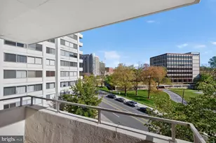 4515 Willard Ave, Chevy Chase, MD 20815 - Photo 19