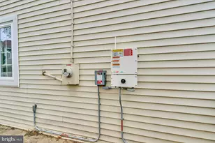 4 Burgundy Ct, Rockville, MD 20850 - Photo 21