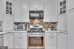 4 Burgundy Ct, Rockville, MD 20850 - Photo 35